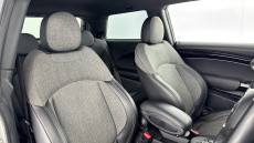 MINI Hatchback 135kW Cooper S Level 2 33kWh 3dr Auto Electric Hatchback